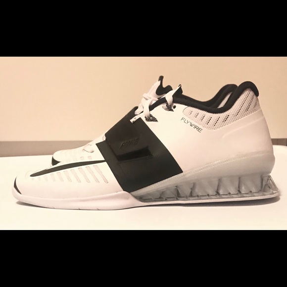 nike romaleos 3 size 9.5
